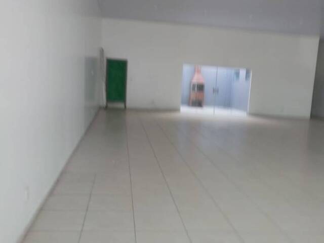 #984/03 - Salão Comercial para Locação em Itapetininga - SP - 2