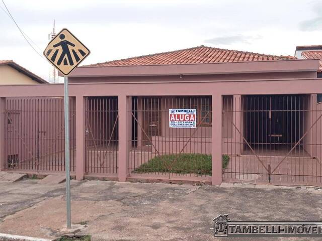 #752/02 - Casa para Venda em Itapetininga - SP