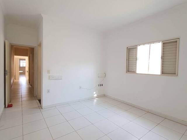 #586 - Casa para Venda em Itapetininga - SP - 2